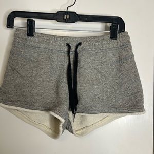 Lululemon scuba shorts